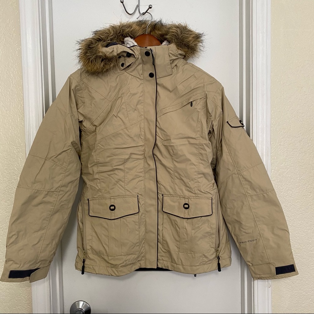 Women’s Columbia Ski Snowboard Faux Fur Winter Jacket small